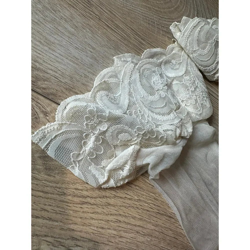 Victoria's Secret Vintage Lace Top Thigh Highs Cream Small